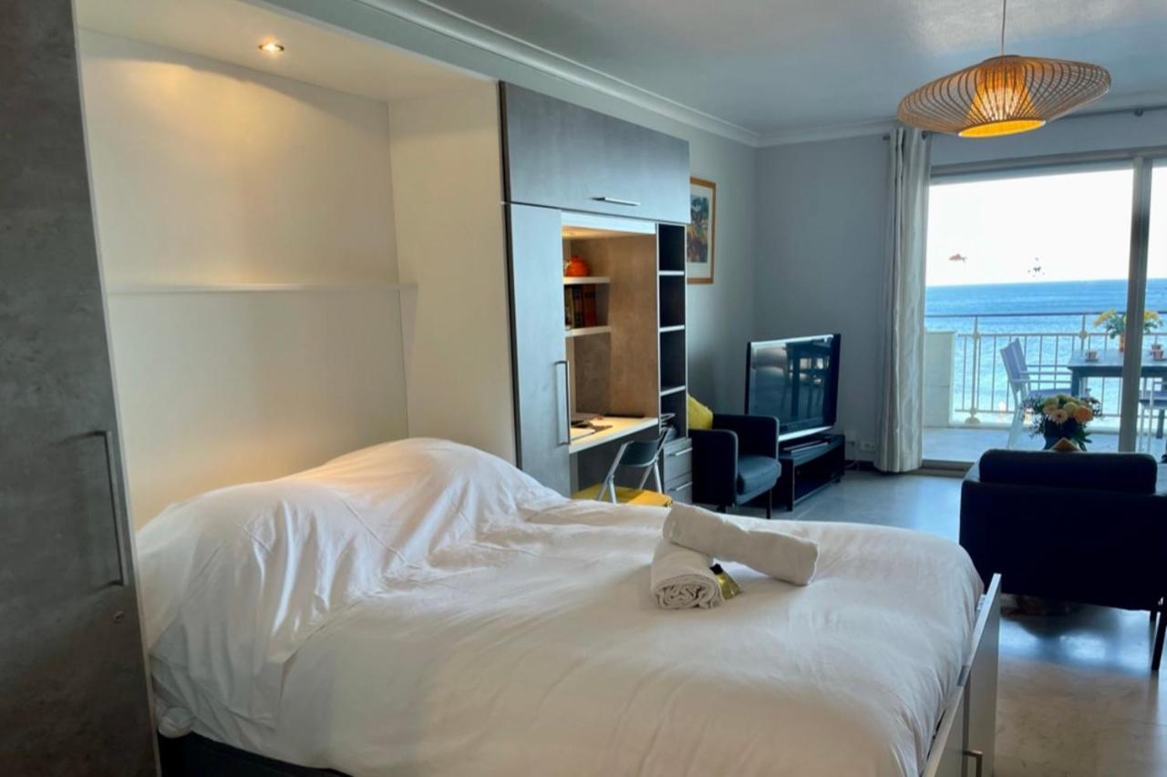 Seafront One Bedroom Apartment With A Terrasse Swimming Pool And A Parking Antibes Zewnętrze zdjęcie