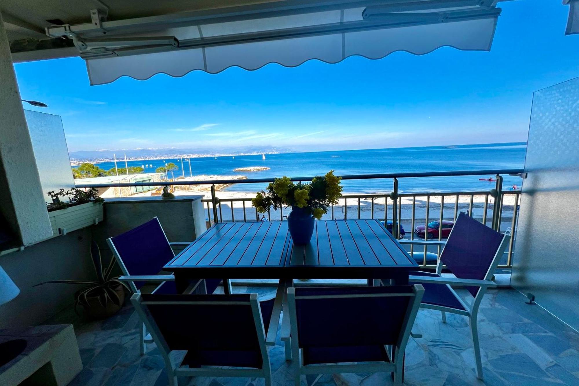 Seafront One Bedroom Apartment With A Terrasse Swimming Pool And A Parking Antibes Zewnętrze zdjęcie
